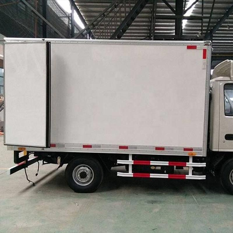 Hvordan forbedrer en PU Core Dry Truck Body transporteffektivitet og lastbeskyttelse?