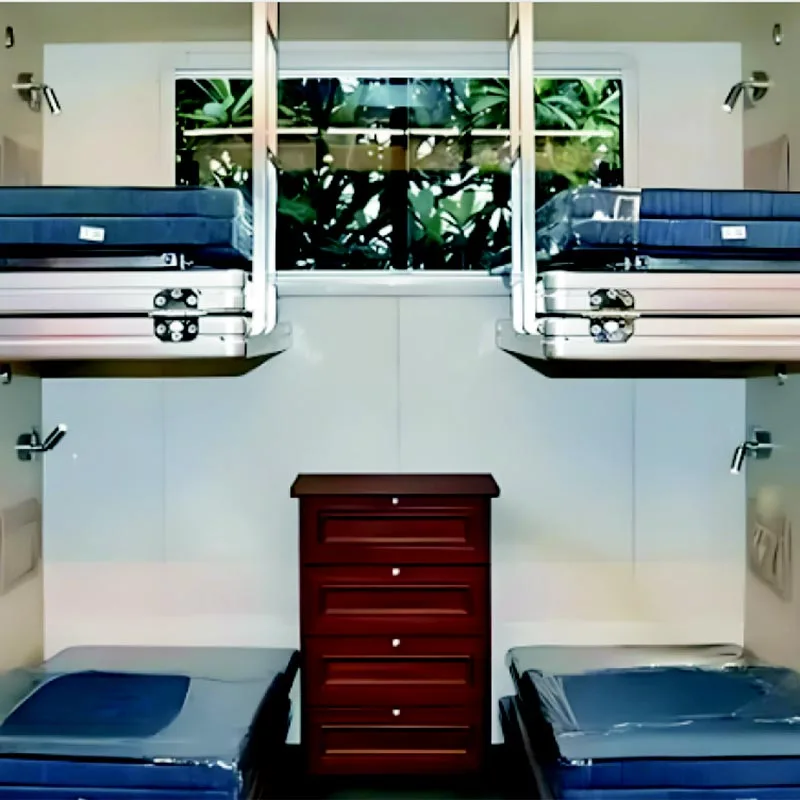 Sammenklappelig seng i køretøjet