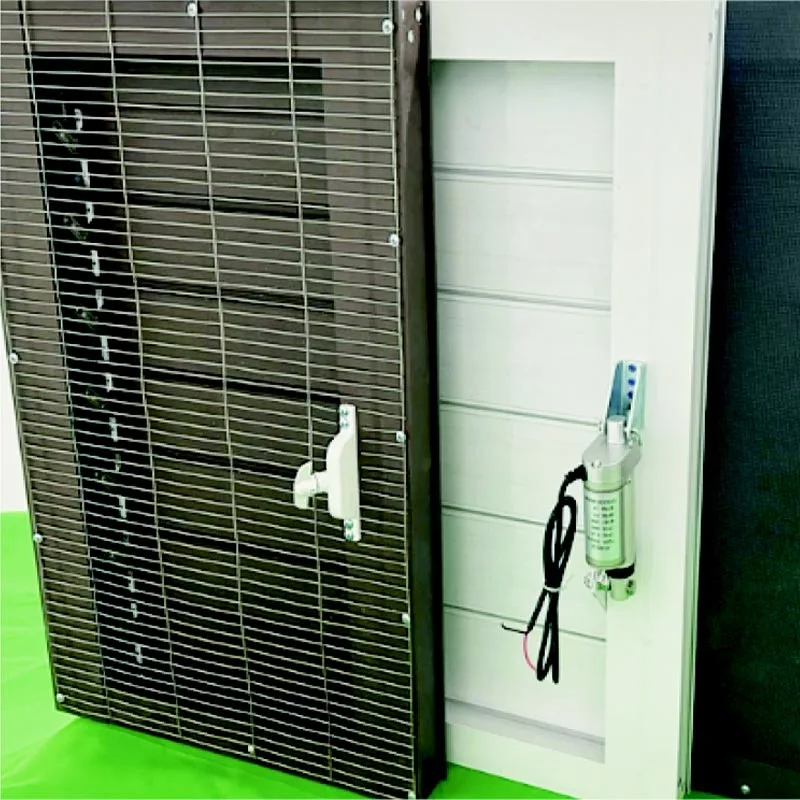 Manuelle og automatiske rullegardiner til varebil